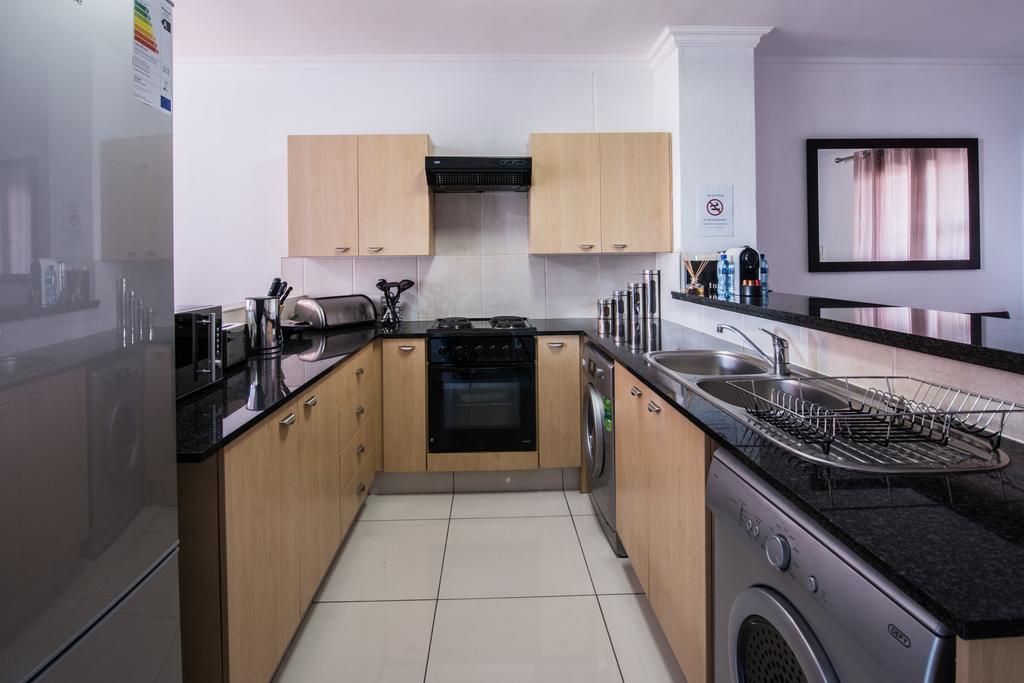Prestige Apartments Sandton at Westpoint Johannesburg Zimmer foto
